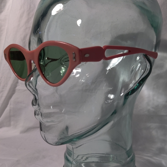 Vintage 50s cateye sunglasses